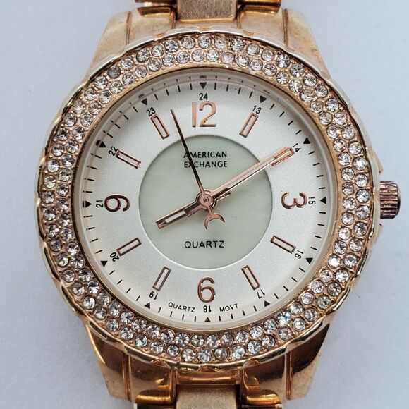 American Exchange 34MM Women's Watch White Dial Gold Bracelet 7" New Battery - Picture 3 of 11